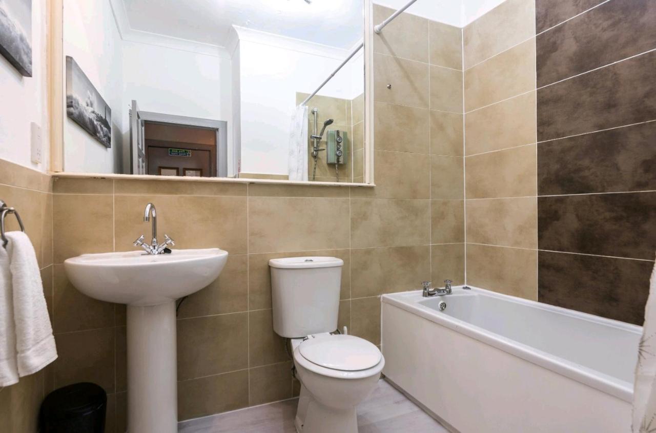 Unique 2 Bedroom Castle Suite Apartment - Near Edinburgh Castle & Royal Mile Exterior photo